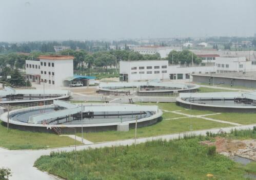 圖1.jpg